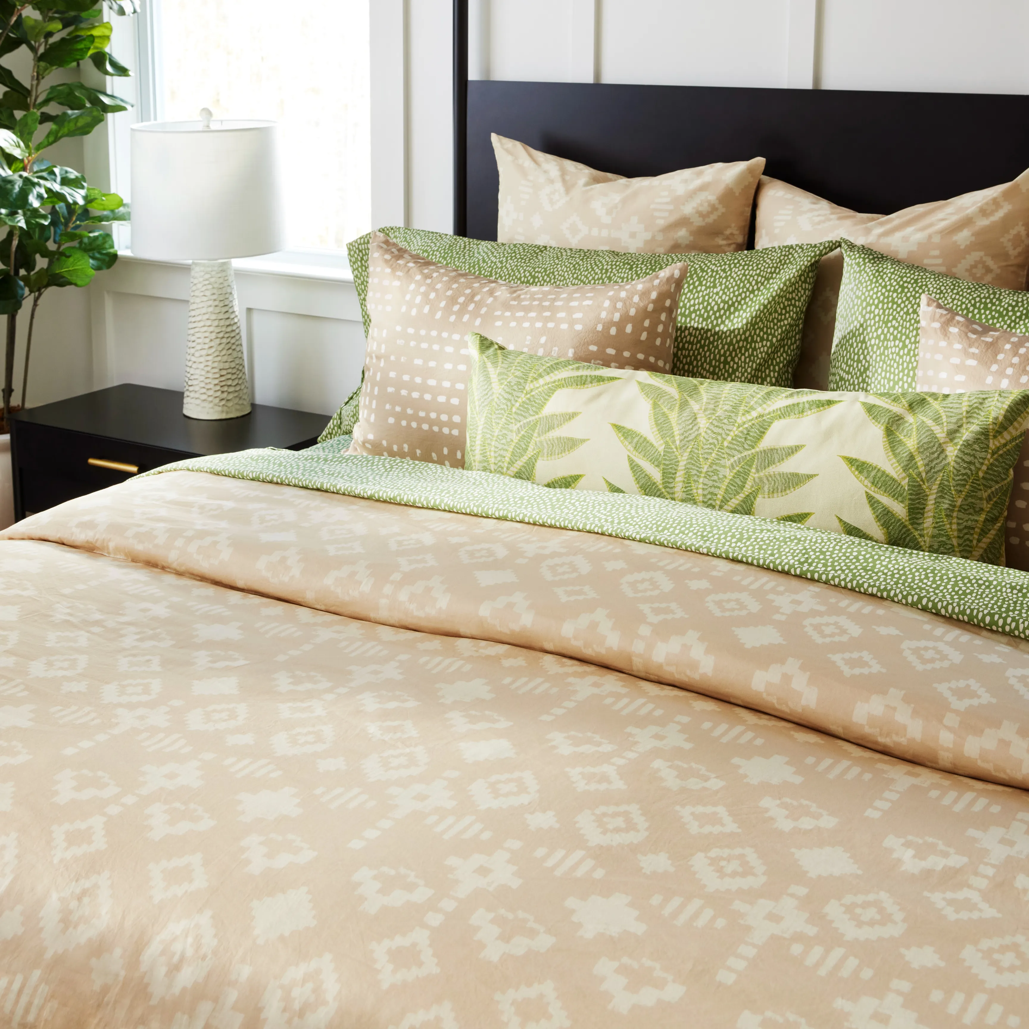 Tropical Neutral Featured Bedding Collection